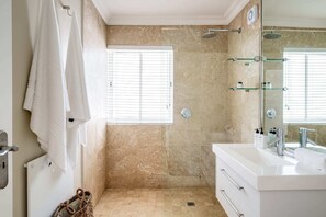 Bathtub, hair dryer, towels