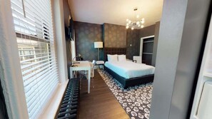 1 bedroom, desk, iron/ironing board, WiFi