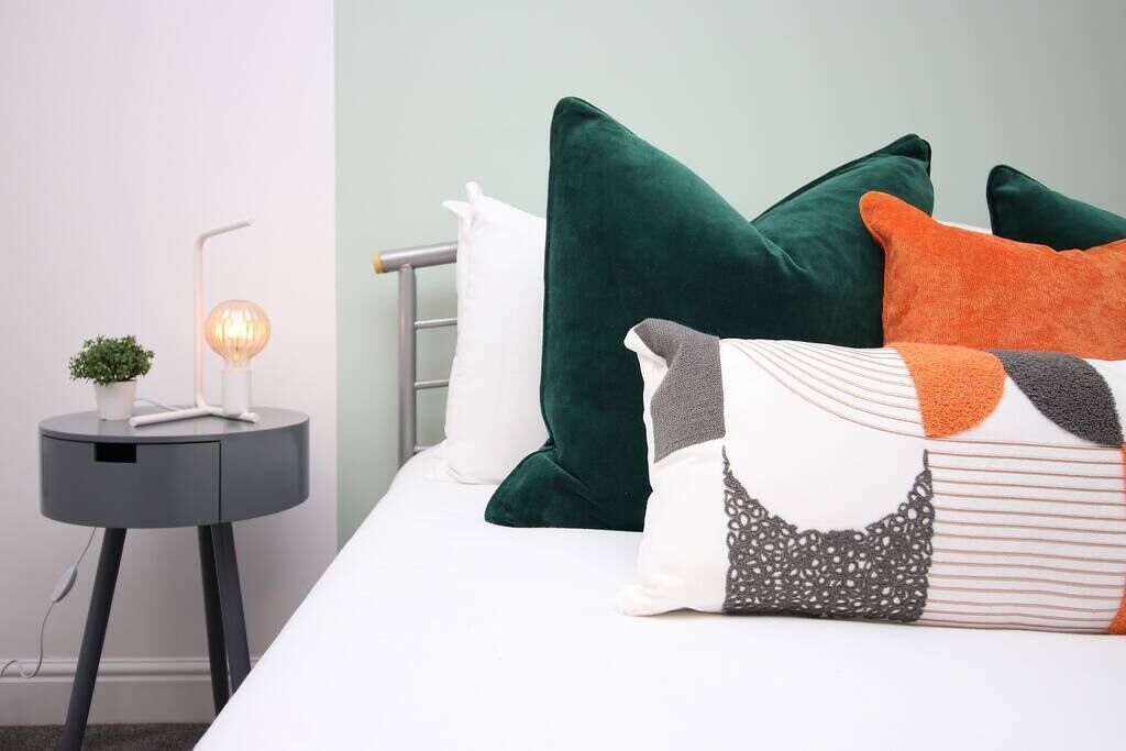 5 slaapkamers, lakens van Egyptisch katoen, geluiddichte muren