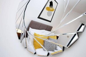 2 habitaciones, tabla de planchar con plancha y wifi gratis 