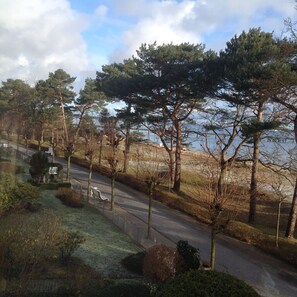 Property grounds - Apartment 12 sea view - 5 stars*****, own beach chair (Binz)