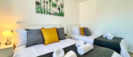 2 bedrooms, free WiFi, bed sheets