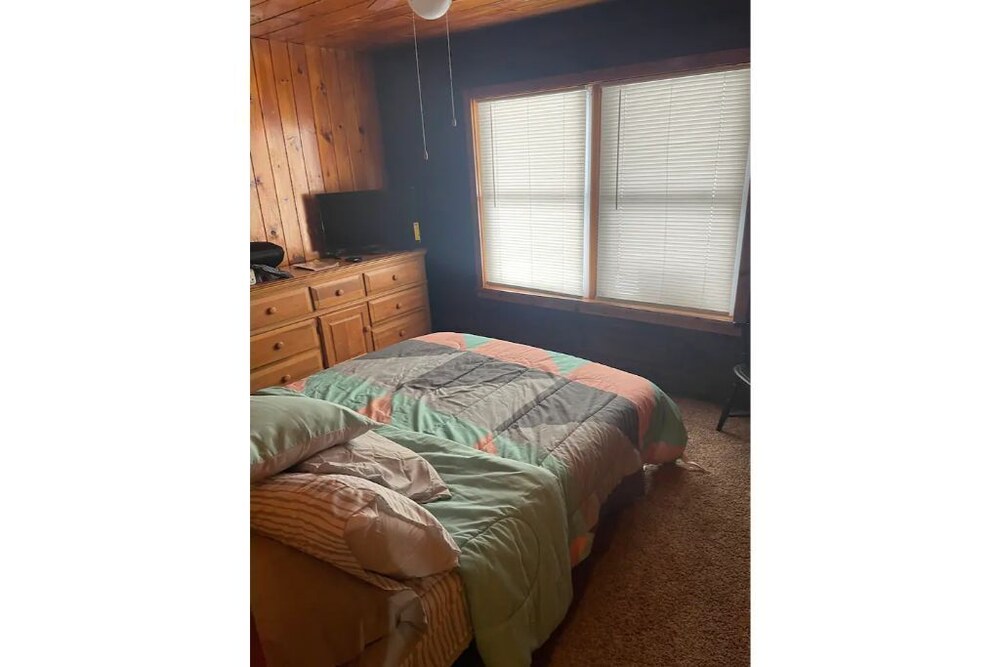 Cute 3 bedroom cabin with view of jay peak Jay Vrbo