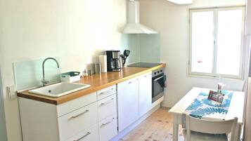 Kühlschrank, Ofen, Herdplatte, Geschirrspüler