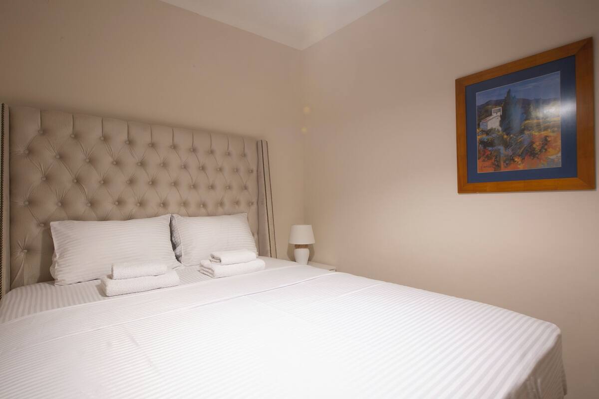 Panoramic Apartment, 3 Bedrooms, Sea View | Premium bedding, in-room safe, soundproofing, iron/ironing board
