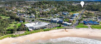 Summer Breeze - Mollymook beach hut only minutes to the beach