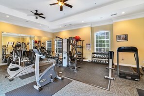 Fitness facility - Near Disney w/ pool-3BR/2BA-Spacious & Cozy Condo (Davenport)