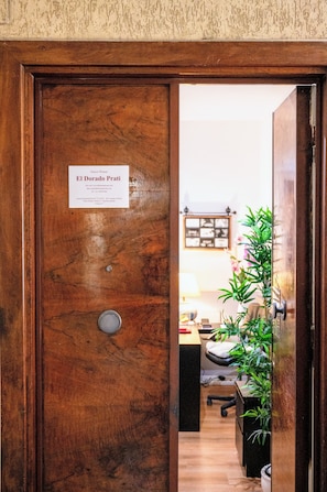 Interior entrance - El Dorado Prati (Rome)