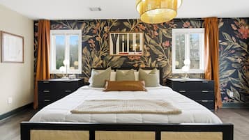 1 bedroom, in-room safe, desk, iron/ironing board