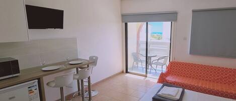 1 chambre, fer et planche Ă repasser, Wi-Fi gratuit, draps fournis