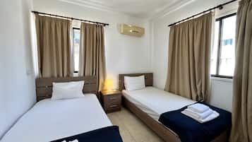 2 bedrooms, iron/ironing board, free WiFi, bed sheets