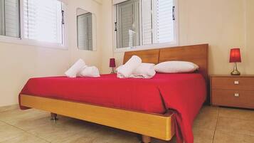 2 Schlafzimmer, Bügeleisen/Bügelbrett, kostenloses WLAN, Bettwäsche