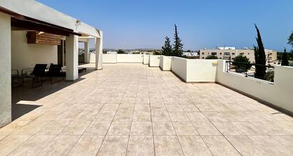 STAY Sunny Palms Apartment