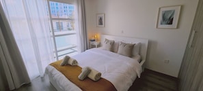 2 bedrooms, iron/ironing board, free WiFi, bed sheets