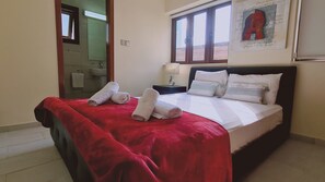 4 quartos, ferros/tábuas de passar roupa, Wi-Fi de cortesia