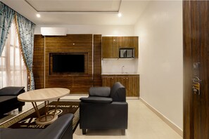 Executive Studio Suite | Living area