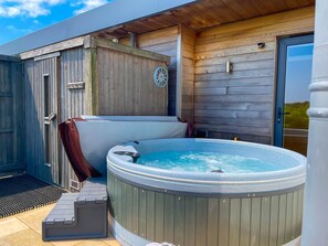 Baignoire à remous extérieure