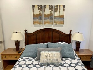 3 chambres, lit parapluie, Wi-Fi, draps fournis