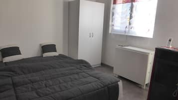 1 chambre, fer et planche à repasser, Wi-Fi