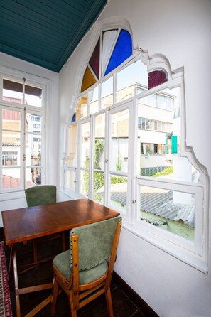 Lemon Tree Mansion 4 | Private kitchen | Electric kettle, highchair - Limonlu Konak  (Izmir)