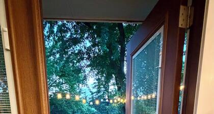 Beautiful 2 Bedroom Duplex
