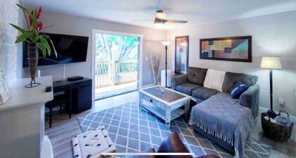 Beautiful 2 Bedroom Duplex