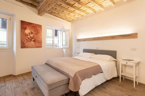 2 chambres, fer et planche à repasser, accès au Wi-Fi (inclus)