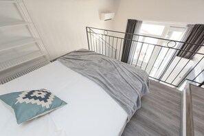 1 chambre, fer et planche à repasser, Wi-Fi gratuit, draps fournis