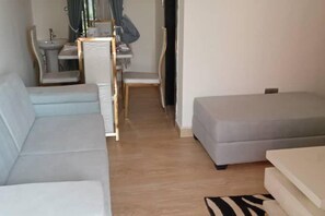 Imagen sin descripción, 4 de 10, botón