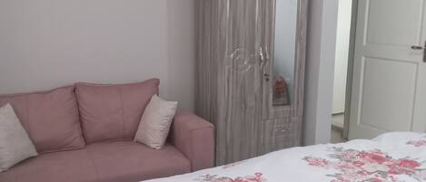 1 bedroom, desk, iron/ironing board, Internet