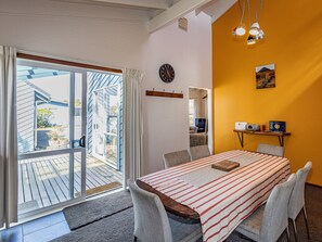 Dining - Ariki - National Park Holiday Home (National Park)