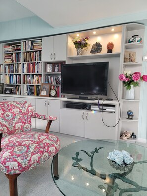 Interior - Historic home near Takoma Metro to DC, shops, restaurants, parks! (Takoma Park)