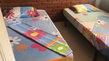 Comfort Triple Room | Bed sheets