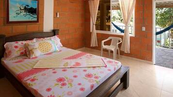 Basic Double Room | Bed sheets