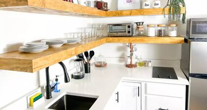 Cozy Suite w/*King Size Bed *6 Min-UGA/Dwtn + Full Sports Park