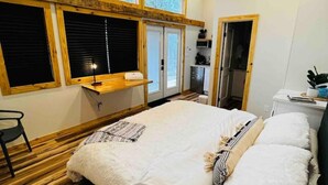 Room - The Maple Casita at Selah Place (Athens)