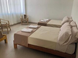 10 bedrooms, desk, iron/ironing board, bed sheets