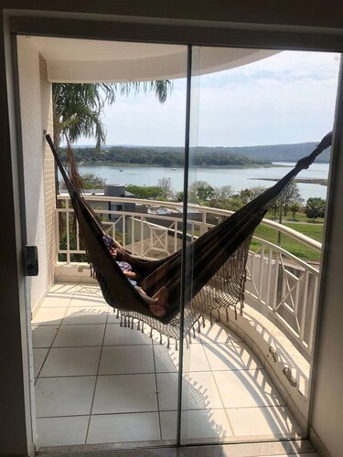 Complete apartment with the most incredible view of corumbá lake