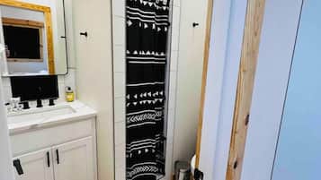 Hair dryer