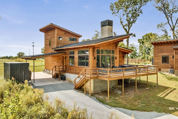 Welcome to The Twin Retreat - Cabin #2