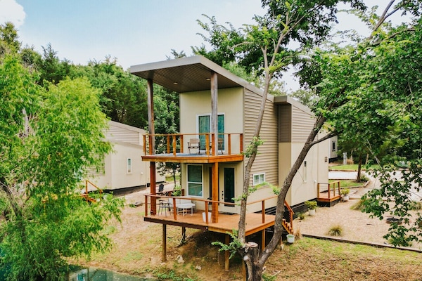 Glamping near Athens TX