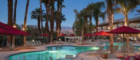 Outdoor pool, a heated pool