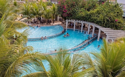 Resort Lacqua Diroma