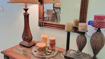 Condo, 2 Bedrooms | Interior