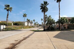 Property grounds - Mar Y Sol I #7 2 Bedroom Home by RedAwning (South Padre Island)