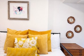 1 bedroom, desk, iron/ironing board, travel crib - Stylish Fremont Suite | Walkable & Pet-Friendly (Seattle)