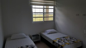 3 Schlafzimmer, Schreibtisch, kostenloses WLAN, Bettwäsche