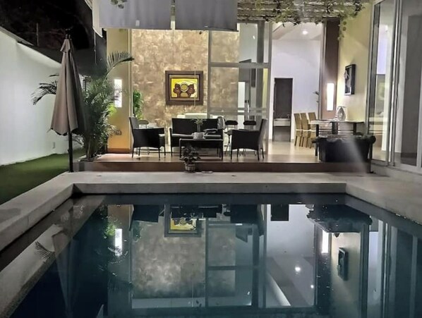 Outdoor pool - Villa Sandra just 10 minutes from Villavicencio-Meta-Colombia (Villavicencio)