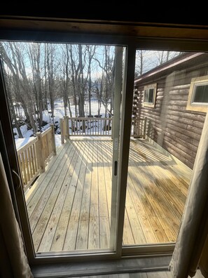 Interior - Beautiful log cabin close to all the wonders of the Adirondacks! (Johnsburg)