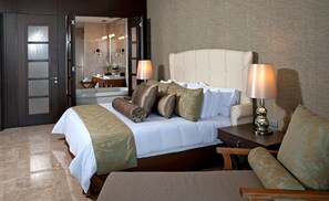2 quartos, berço de viagem, Wi-Fi, roupa de cama